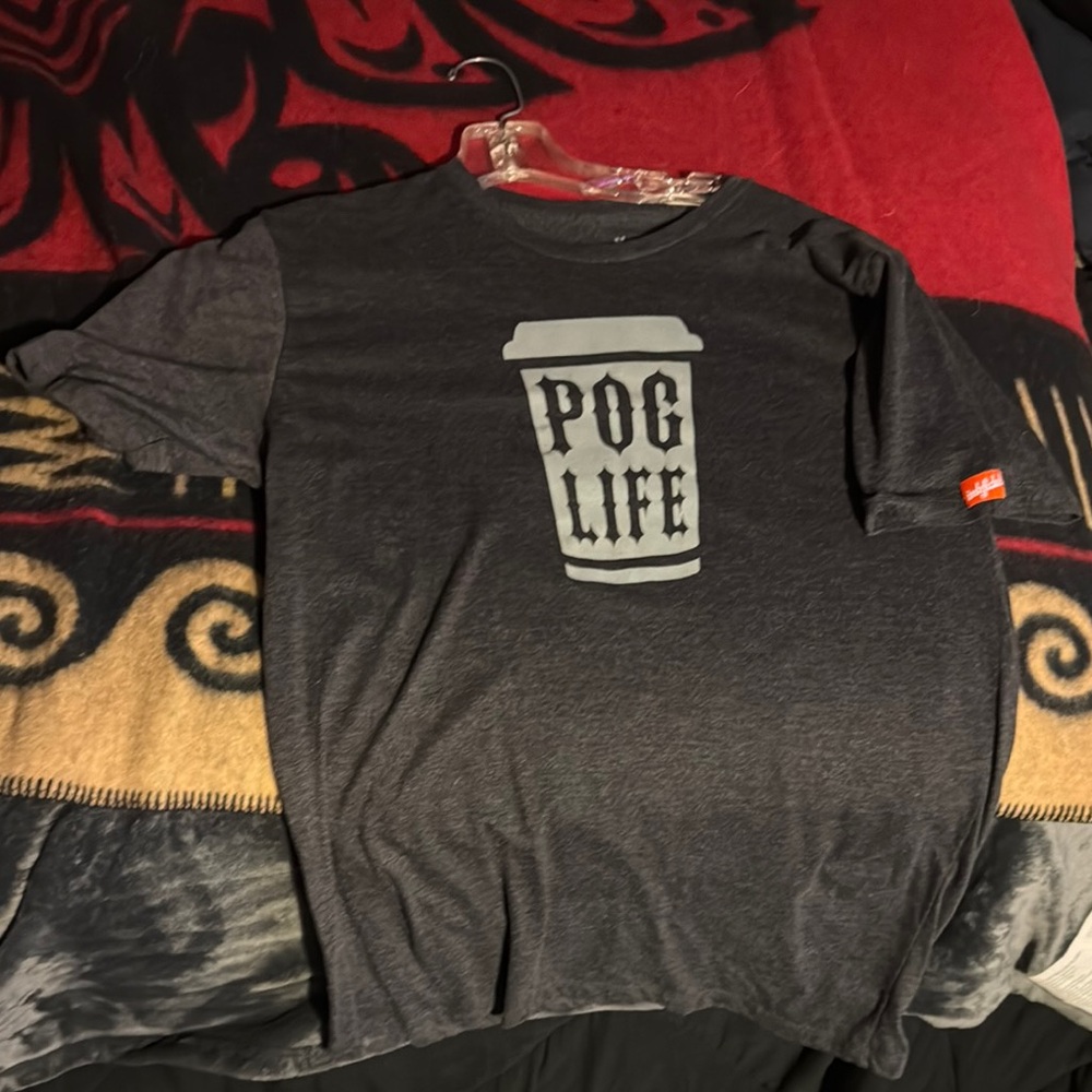 Gray Graphic Tee with 'POG LIFE' Design